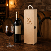 Boîte à vin rectangulaire en bois de pin naturel gravée pour bouteille unique, avec insert en mousse et fermeture à bascule en corde, emballage cadeau, vente en gros