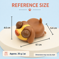 Jouet Squishy en Vinyle en forme de Boulette Vapeur dans un Étui Rond, Modèle Chiot Froncé, Couleur Surprise, Cadeau Nouveauté pour les 14 ans et plus, Couleurs Assorties
