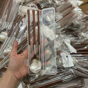 Juego de Cubiertos Portátiles con Mango de Madera, Cuchillo, Cuchara y Tenedor, Ideal para Campamento, Picnic, Viajes al Aire Libre - Product Image 3