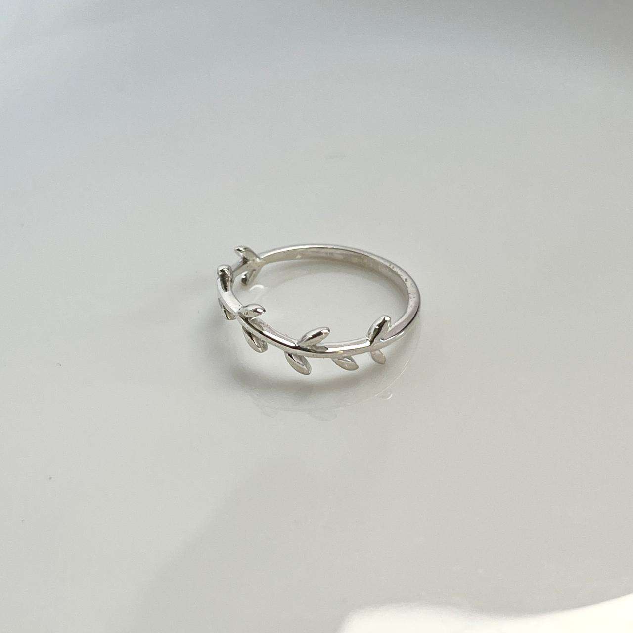 GOLD, ROSE GOLD AND WHITE RHODIUM