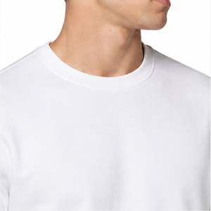 เสื้อสเวตเชิ้ตผู้ชายผ้าฟลีซเนื้อนุ่ม ระบายอากาศได้ดี น้ำหนักเบา สวมใส่สบาย เหมาะสำหรับฤดูหนาว รับสกรีนโลโก้ ปริมาณสั่งซื้อขั้นต่ำน้อย จำหน่ายจำนวนมาก - Product Image 6