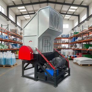 Venta de Fábrica: Trituradoras de Plástico Resistentes al Desgaste para el Procesamiento de Residuos Plásticos en la Fabricación de Ladrillos de Plástico - Product Image 1