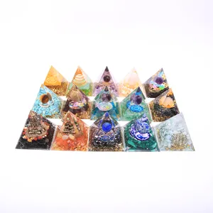 Atacado esfera de cristal de energia pirâmide orgonita, pedras de cura para decoração