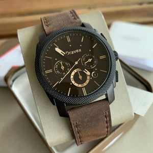 นาฬิกาควอตซ์ผู้ชาย ดีไซน์ใหม่ คุณภาพสูง หน้าปัดสีดำทันสมัย สายหนัง เหมาะสำหรับกิจกรรมกลางแจ้ง ลำลอง ใช้ได้ทุกวัน - Product Image 2
