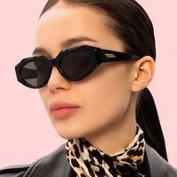 Lunettes de soleil œil de chat irrégulières pour femmes, verres en acétate, monture en PC, protection UV400, style urbain tendance, cadeau, accessoires de mode, personnalité