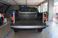 Prix Bas 2026 Changan Hunter K50 2.0T Hybride Automatique Noir 4 Portes 5 Places Pick-up 4x4 Conduite à Gauche Toit Ouvrant Haute Performance