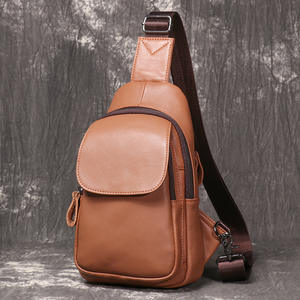Sac de poitrine en cuir véritable pour hommes, sac à bandoulière décontracté en cuir de vache première couche, sac à bandoulière multifonction, petit sac à dos - Product Image 5