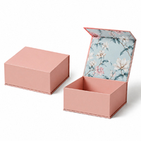 Boîte magnétique rigide en carton, style livre, emballage personnalisé imprimé pour cadeaux de fêtes, cosmétiques et parfums, commandes en gros