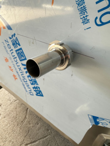 Alimentador de Leche Eléctrico Autopropulsado para Terneros con Control de Temperatura, Dosificación Precisa y Autolimpieza - Product Image 5