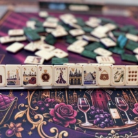 Ensemble de tuiles de mahjong de luxe parisien, 160 tuiles de mahjong américaines avec dos marbré vert, options de supports, de poussoirs et de tapis