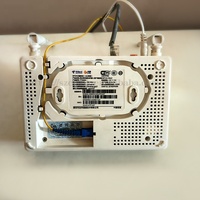 ONU WIFI XPON/GPON EPON d'occasion PT926E avec 1GE+3FE+USB+WIFI Réseau optique ONU ONT