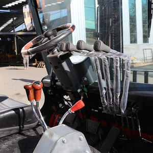 Nouveau chariot élévateur diesel tout-terrain de 3 tonnes 4x4 au détail puissant rendement de levage fort conçu la <span class=keywords><strong>palette</strong></span> de la Chine d'industries de terrain accidenté - Product Image 4