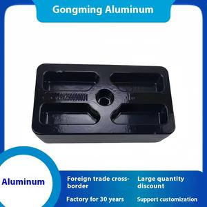 Shaanxi <span class=keywords><strong>Automobile</strong></span> X6000 Pièces de carrosserie <span class=keywords><strong>DZ</strong></span> 16251230051 DZ9X 259690 Support de montage de garde-boue arrière Plaque d'acier Bloc de protection en aluminium - Product Image 3