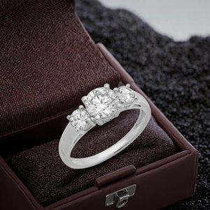 Princesse Cut Trois Pierre 14k Moissanite Bague de Fiançailles Mariage <span class=keywords><strong>Couple</strong></span> Or Blanc Zircone Anneaux - Product Image 1