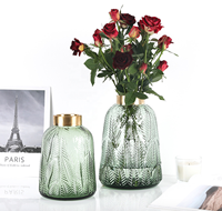 Vase en verre à motif de feuille de bouche d'anneau en cuivre de style européen, arrangement floral hydroponique de tulipes et de pivoines, vase en verre