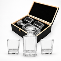 Ensemble de carafe à whisky carrée avec 2 verres en cristal, boîte en bois noir gravée, accessoires de bar, cadeaux pour hommes, anniversaire de mariage