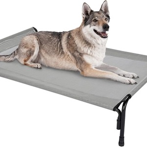 Erhöhtes, erhöhtes, kühlendes Hunde bett für große Hunde im Freien Atmungsaktives Netz-Haustier bett mit rutsch festen Füßen 41x27 Zoll Schwarz - Product Image 3