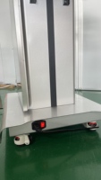 Pupitre intelligent pour salle de classe avec écran interactif LCD de 32 pouces, table élévatrice automatique et base de microphone pour église