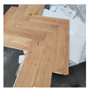 Plancher en bois d'ingénieur à chevrons en chêne européen <span class=keywords><strong>de</strong></span> <span class=keywords><strong>6</strong></span> pouces <span class=keywords><strong>de</strong></span> large et <span class=keywords><strong>de</strong></span> couleur blanche - Product Image 1