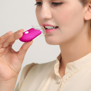 Logo privé OEM <span class=keywords><strong>Kit</strong></span> de gel de <span class=keywords><strong>blanchiment</strong></span> des dents Soins dentaires portables professionnels à la <span class=keywords><strong>maison</strong></span> - Product Image 5