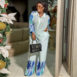 Set Casual Primaverile 2026 per <span class=keywords><strong>Donna</strong></span>, Stile Europeo-Americano, <span class=keywords><strong>Camicia</strong></span> Larga con Bottoni Geometrici <span class=keywords><strong>e</strong></span> <span class=keywords><strong>Pantaloni</strong></span> a Gamba Larga - Product Image 2