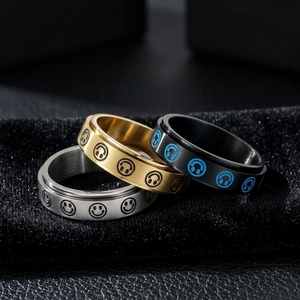Rotatable Stainless Steel <b>Ring</b> With Smile Face Design For Stress Relief Unisex Jewelry Gift In Steel Gold Black Colors - Product Image 1