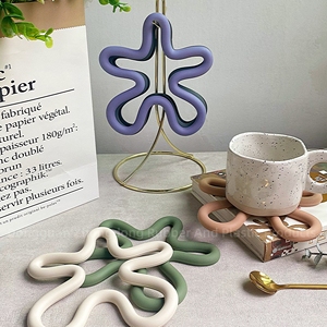 Không thường xuyên hình đầy màu sắc Silicone Coaster sáng tạo cup Pad trượt cách Nhiệt Cách Nhiệt bảng Mat cho uống nóng - Product Image 1