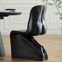 Chaise d'appoint sculpturale monobloc en plastique renforcé de fibres, design moderne, certifiée CE pour une utilisation intérieure et extérieure