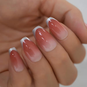 Prensa en las <span class=keywords><strong>uñas</strong></span> Ataúd con puntas francesas Ombre Pink Colors Productos de belleza brillantes Manicura - Product Image 5