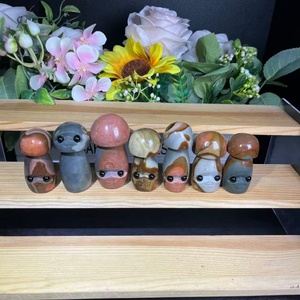 도매 힐링 크리스탈 조각 공예품 - 다양한 스타일의 귀여운 크리스탈 고슴도치 버섯 모양 팜스톤 선물용 - Product Image 4
