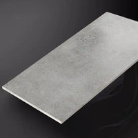 Carreaux de sol en céramique porcelaine grand format 600x1200, finition mate, antidérapants, blanc Calacatta, gris clair, 60x120