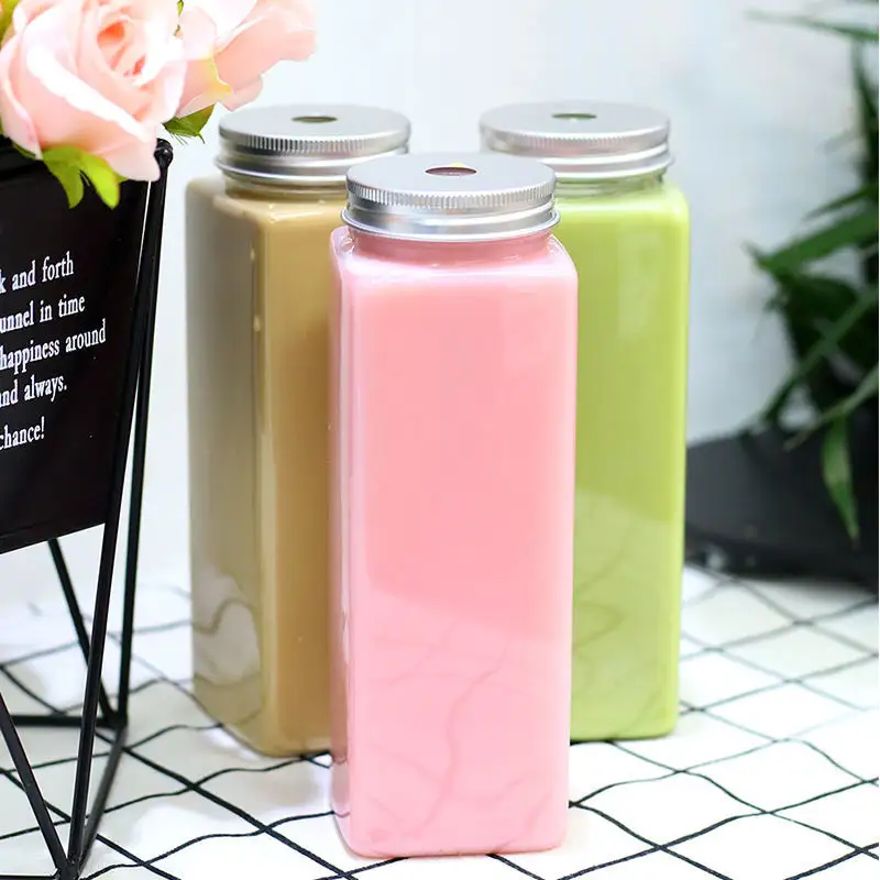 Wholesale 500ml PET plastic empty fruit juice bottles customized milk tea bottle with screw caps