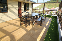 Vente en gros Carreaux de terrasse en Wpc bon marché Carrelage de terrasse extérieur Gris foncé et marron Terrasse creuse 300x300 Terrasse en bois et plastique