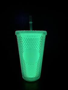 2025 La Baba verde Latina brilla en la oscuridad - Product Image 2