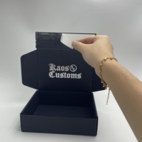 Boîte d'expédition en carton ondulé auto-adhésive imprimée sur mesure, papier recyclé avec bande adhésive détachable, boîte d'expédition noire