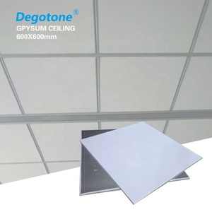 Plaques <span class=keywords><strong>de</strong></span> <span class=keywords><strong>plafond</strong></span> en vinyle <span class=keywords><strong>PVC</strong></span> perforées, panneaux acoustiques 2x2 1200*2400mm, à poser, avec panneau ignifuge en plâtre pour isolation phonique - Product Image 2