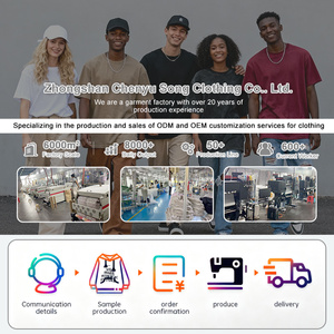 जुआ पाठ के साथ काले शीतकालीन हुडी और हरे रंग के टुकड़े के साथ काले शीतकालीन हुडी - Product Image 4