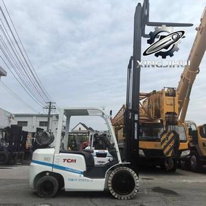 Chariot élévateur TCM FD30T3 3 tonnes, chariot élévateur d'occasion, Japon, moteur Isuzu C240, machine d'occasion, chariot élévateur à essence, 4500 mm, 3000 kg - Product Image 4