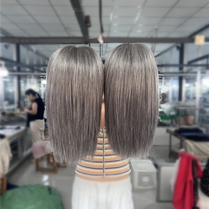 Perruque Cheveux Européens Gris Cendré Brunette avec Mèches Blondes Chaudes, Nœuds Simples Noués à la Main, Perruque Frontale HD en Dentelle pour Femme - Product Image 1