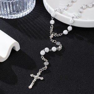 Rosario Católico de la Virgen María con Crucifijo, Bola de <span class=keywords><strong>Discoteca</strong></span> Blanca, Cuentas de Arcilla Polimérica y Pedrería para Oración y Bendición - Product Image 5