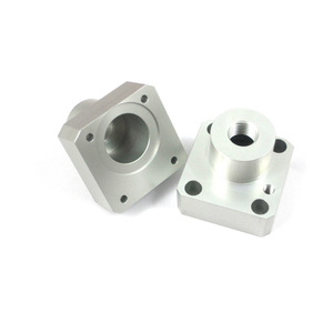 Pieza Automotriz de Aleación de Aluminio y Acero Inoxidable, Fabricada con Fresado CNC de Alta Precisión y Personalizada por PROTOTEK - Product Image 2