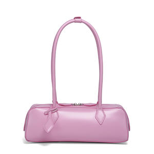 Bolso de Hombro Cilíndrico de Cuero Sintético Auténtico Personalizado – Acabado Pulido de Alto Brillo con Efecto Reflectante Tipo Espejo - Product Image 1