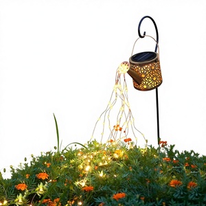 Luces LED Solares Decorativas con Forma de Regadera, Metálicas Vintage para Exteriores, con Enchufe para Tierra, Resistentes al Agua IP65, Decoración para Jardín y Patio - Product Image 1