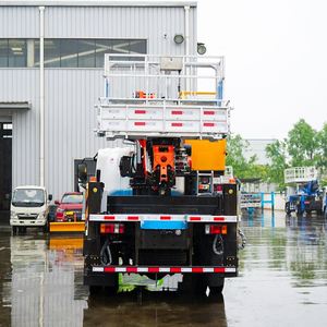 Camión de Trabajo Aéreo Isuzu KV600 con Brazo de 7 Secciones y 33 m de Alcance, Euro 6, para Mantenimiento de Ingeniería Municipal - Product Image 5