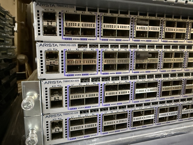 Data Center Switch for Arista DCS-7060CX2-32S 32x100GbE QSFP100 2x10GbE Cloud Networking Switch