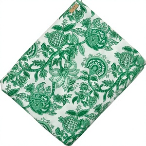 Tissu en coton imprimé floral léger et respirant de qualité supérieure pour robe verte pour femmes - Product Image 2