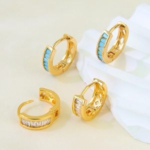 Pendientes de Aro de Lujo con Perlas y Circonitas Azules, Bañados en Oro de 21k, Estilo Dubái, para Mujer, Ideales para Eventos y Fiestas - Product Image 1
