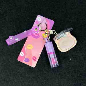 ลิปสติกใสสีชมพูน่ารักแบบใหม่ ขายส่ง ติดทนนาน ชุ่มชื้น เนื้อน้ำ ฉ่ำวาว  วีแกน รับทำโลโก้แบรนด์ส่วนตัว พร้อมพวงกุญแจ - Product Image 4