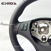 Volant en cuir perforé de la série E adapté aux BMW Série 3 E60 E70 E71 E81 E82 E83 E84 E85 E87 E88 E90 E91 E92E93 M3M5