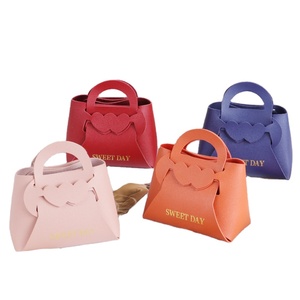 Vente en gros de nouveaux sacs cadeaux fantaisie personnalisés avec motif - Product Image 1